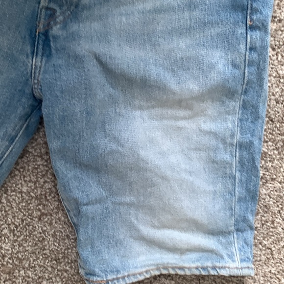 Men’s Levi 501 Shorts - Picture 5 of 9